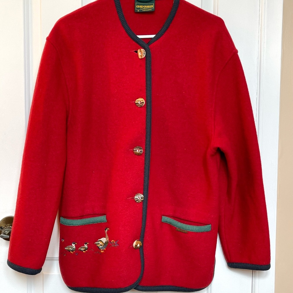 Vintage Women's Geiger Austria 100% Wool Embroidered Cardigan Wood Buttons